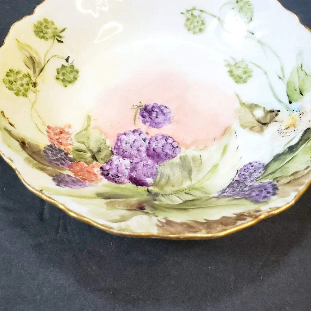 Vtg O & EG Royal Austria Hand Painted Raspberry Blackberry Berry Trinket Bowl